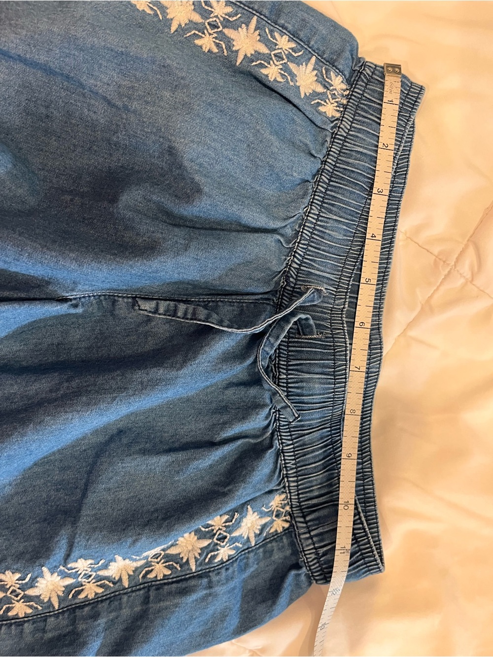 Garnet Hill chambray denim girl’s large blue shorts embroidery pull on - Picture 7 of 10